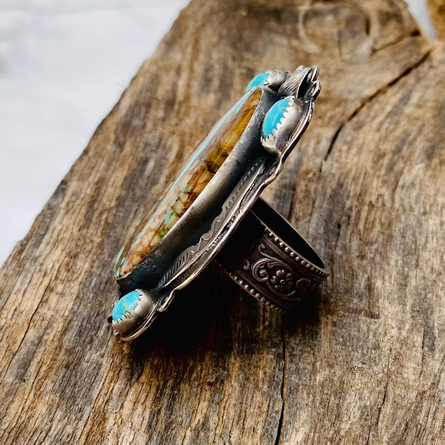 Royston Ribbon Ring / Size 8.5