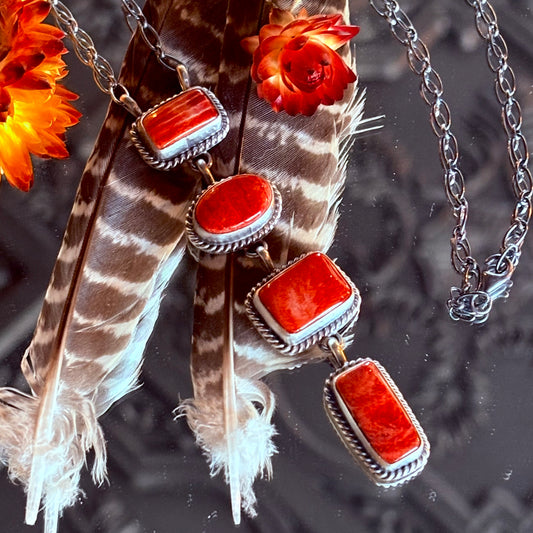 Red Spiny Oyster Lariat Necklace // Navajo //  Tricia Smith
