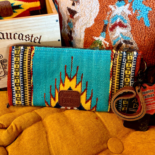 American Darling Clutch // Style E