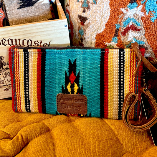 American Darling Clutch // Style D