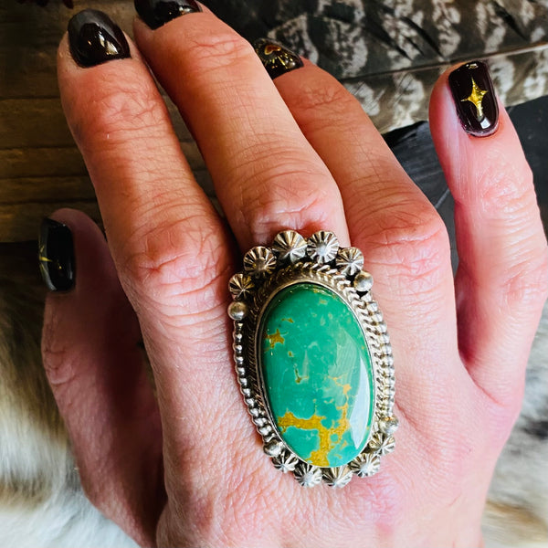 Kathy Yazzi Green Kingman Turquoise Ring // Size 8 // Navajo